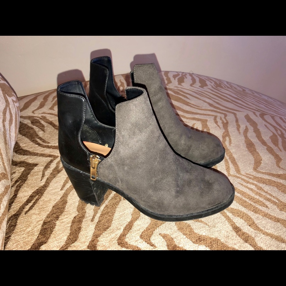 Zara Booties Size 6